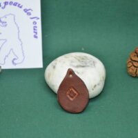 pendentif rune en cuir Inguz