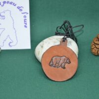 pendentif ronc en cuir Ours