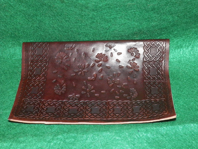 Porte chequier porte feuille en cuir fleur virvoltante